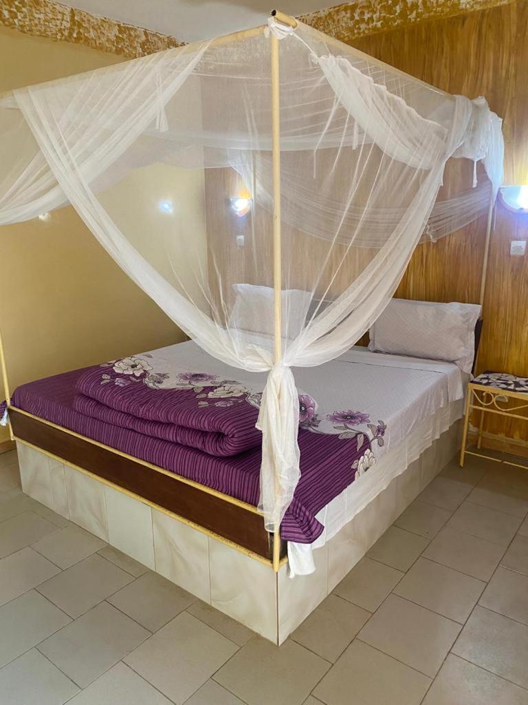 Hotel Toolbi نياغا المظهر الخارجي الصورة